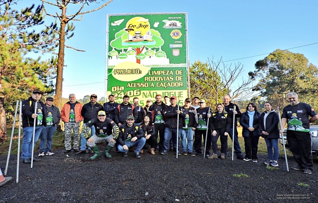 Ecojeep realiza ação de limpeza de rodovias